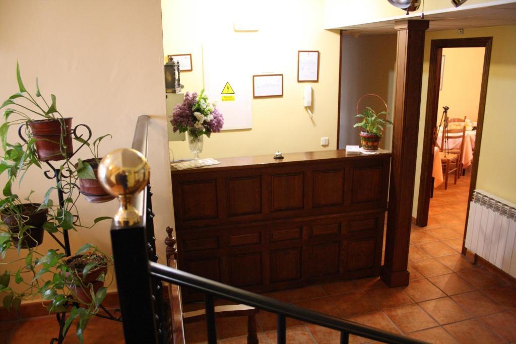 Hostal La Balquina Chinchon Exterior photo